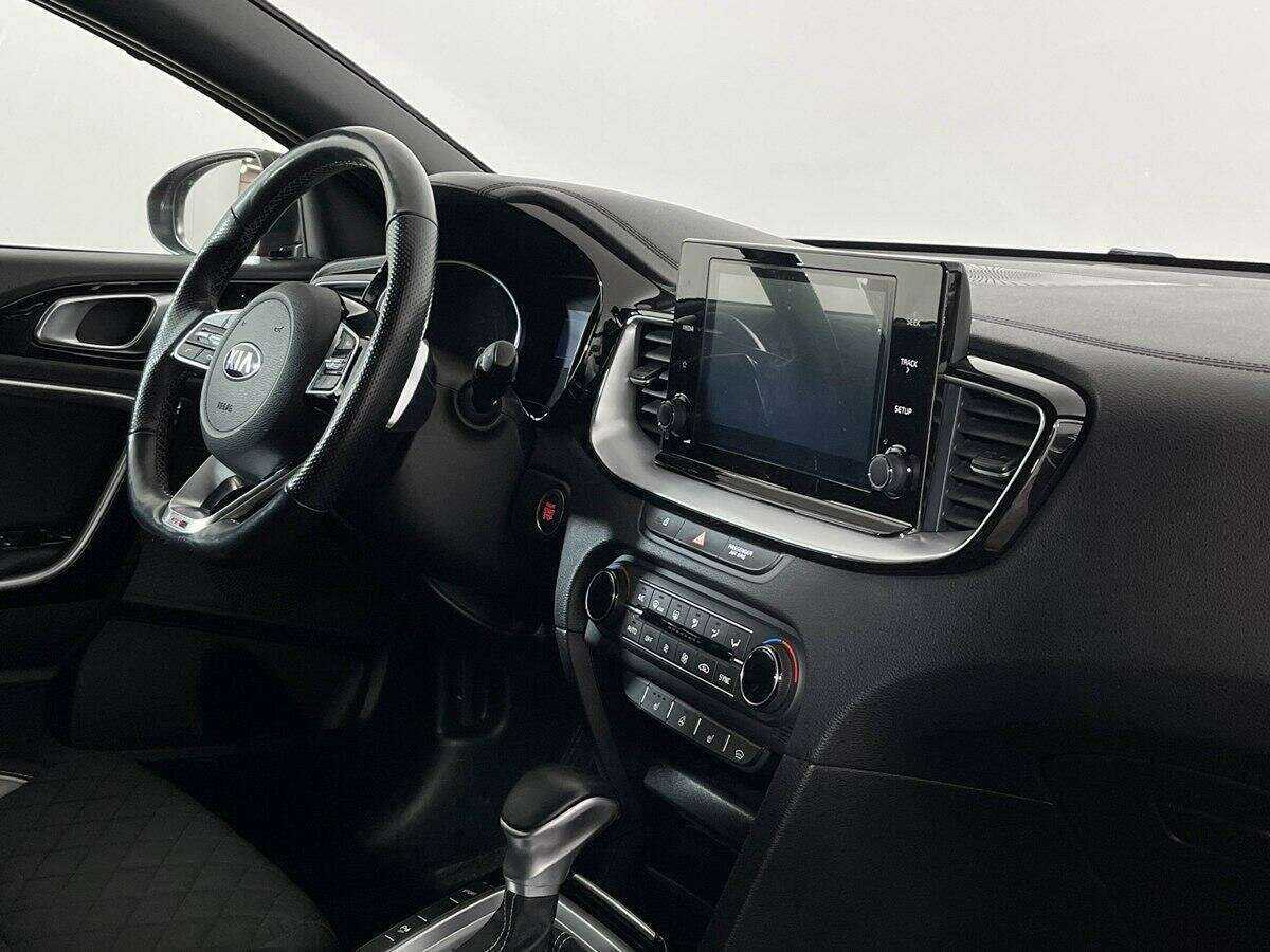 Kia Proceed 2020 года с пробегом. Фото: #8