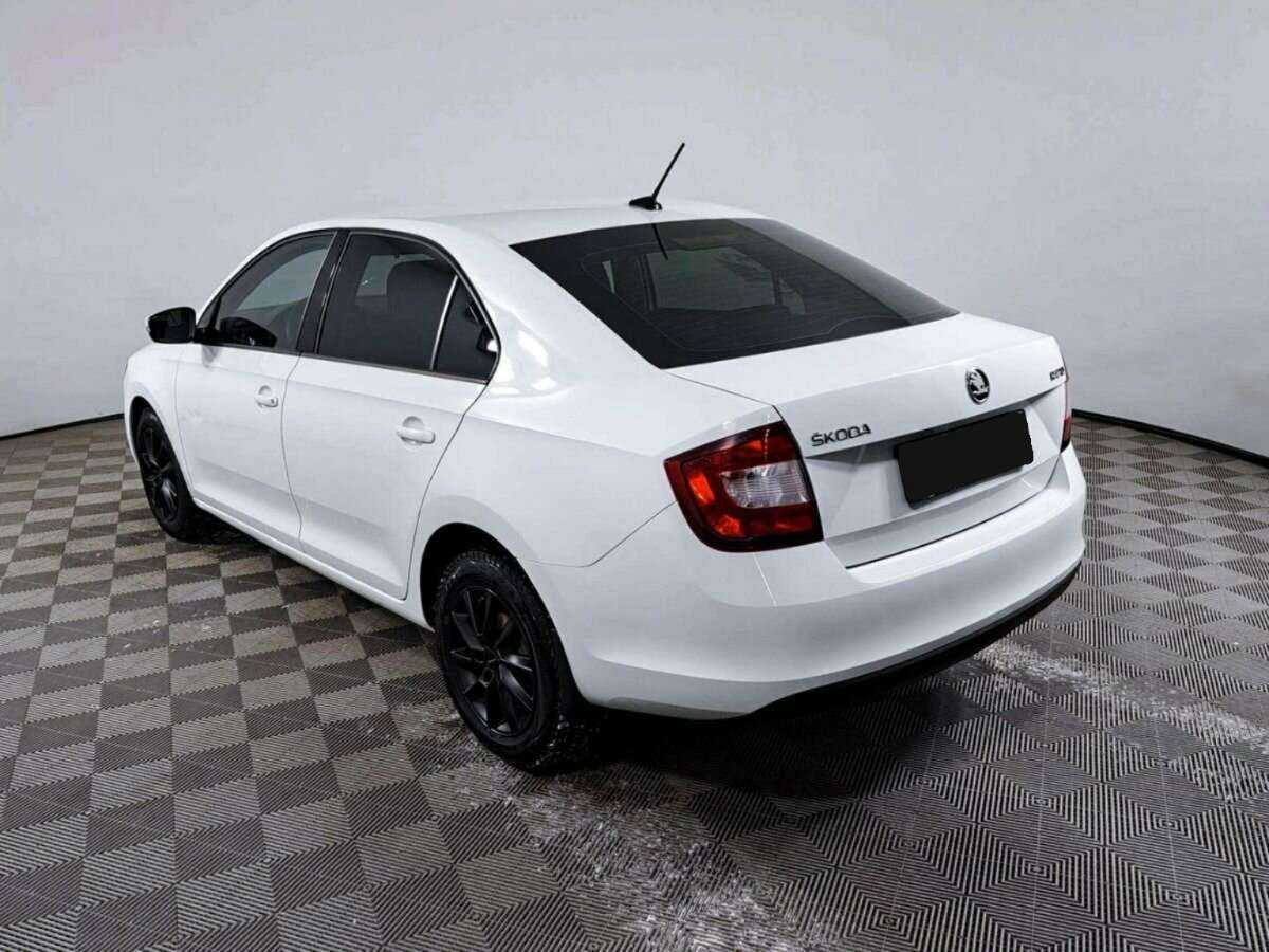 Skoda Rapid 2017 года с пробегом. Фото: #6