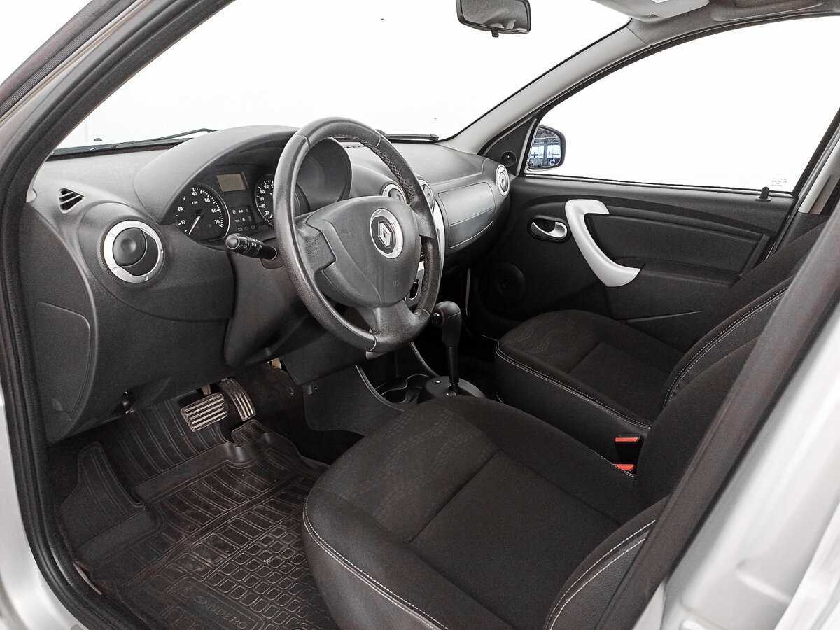 Renault Sandero 2013 года с пробегом. Фото: #13