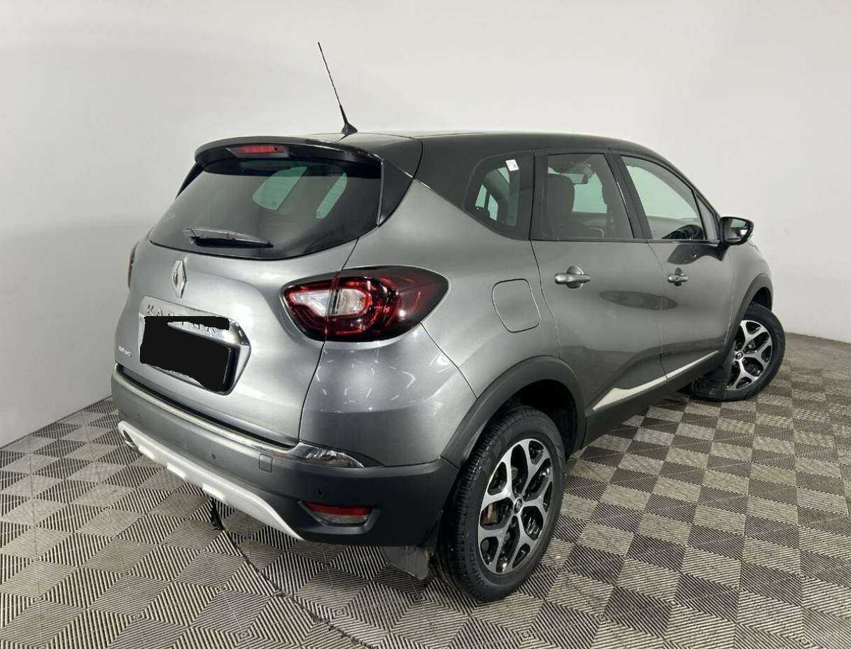 Renault Kaptur 2017 года с пробегом. Фото: #5