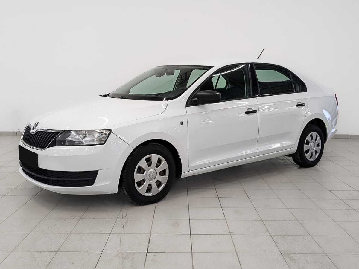 Skoda Rapid 2017 года с пробегом. Посмотреть фото