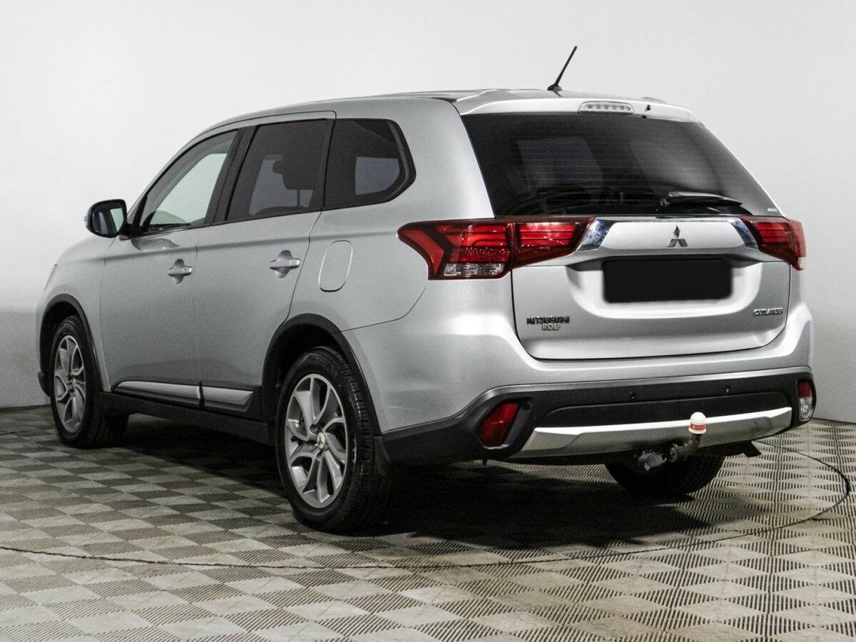 Mitsubishi Outlander 2016 года с пробегом. Фото: #6
