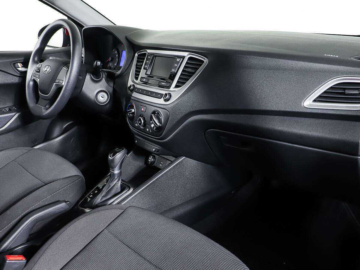 Hyundai Solaris 2020 года с пробегом. Фото: #8