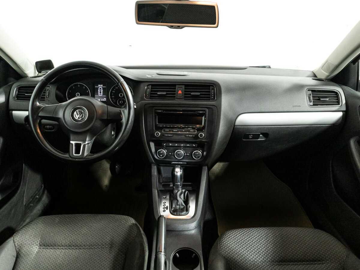 Volkswagen Jetta 2012 года с пробегом. Фото: #12