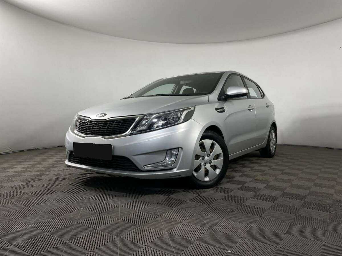 Kia Rio 2013 года с пробегом. Посмотреть фото