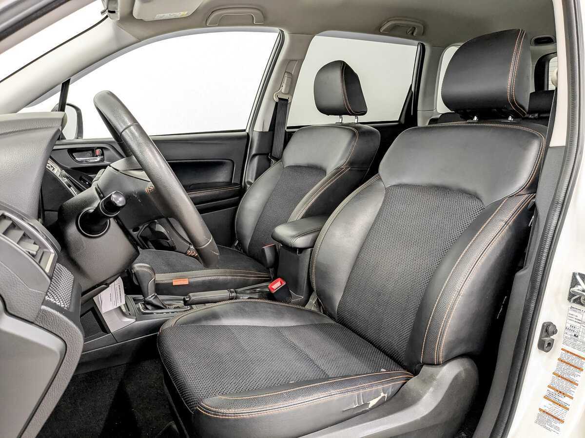 Subaru Forester 2015 года с пробегом. Фото: #17