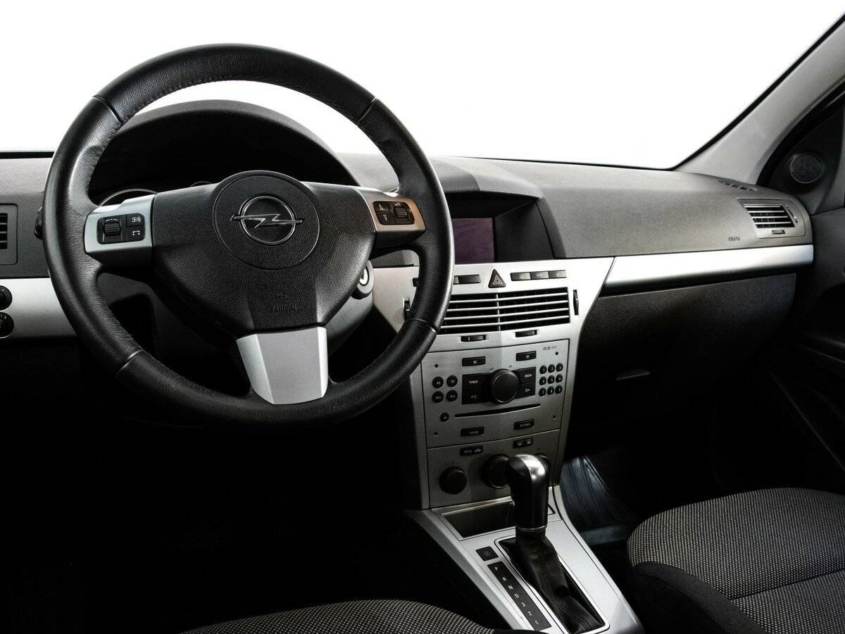 Opel Astra 2014 года с пробегом. Фото: #10