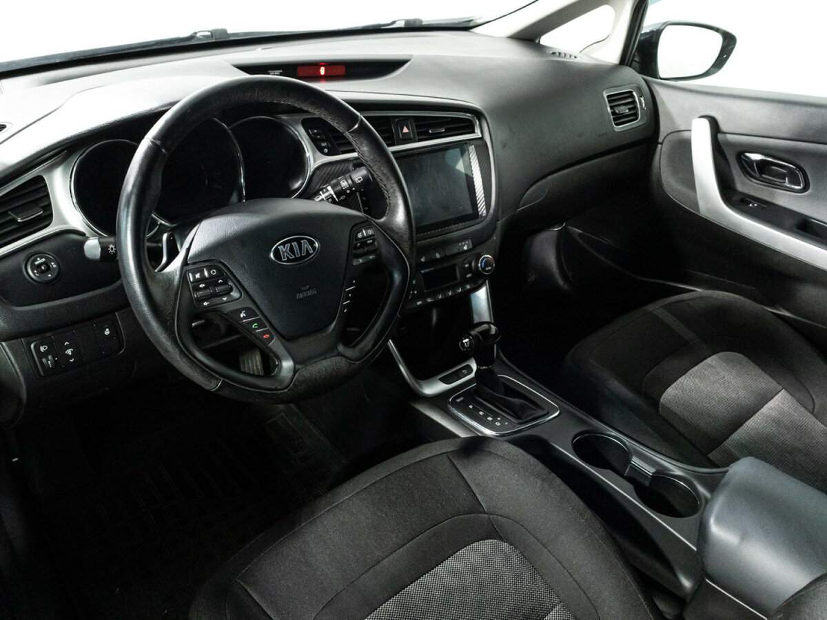 Kia Ceed 2017 года с пробегом. Фото: #10