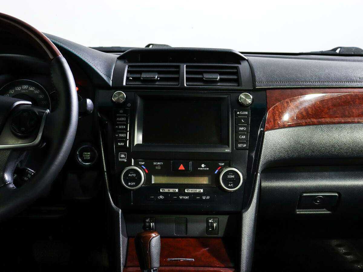 Toyota Camry 2012 года с пробегом. Фото: #10