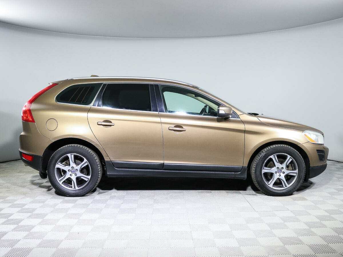 Volvo XC60 2012 года с пробегом. Фото: #3