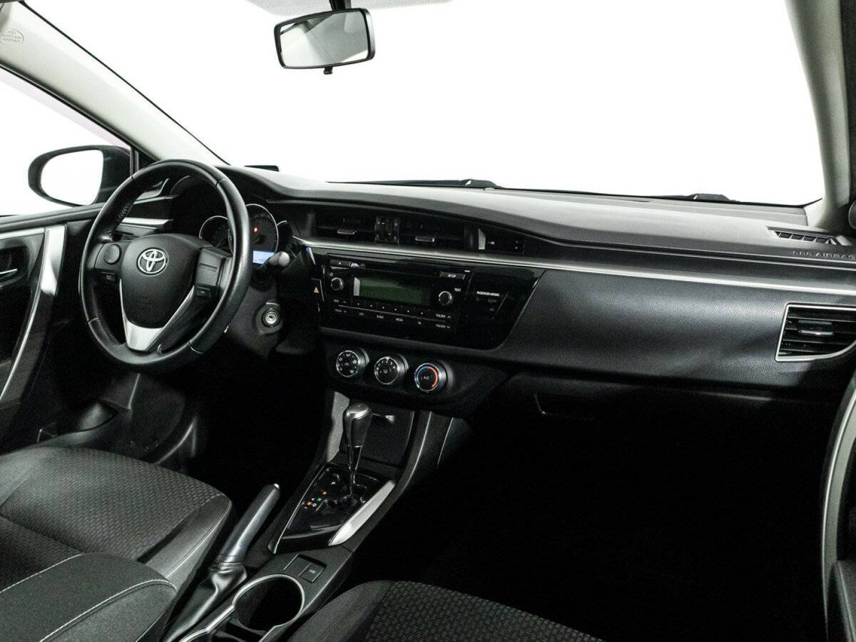 Toyota Corolla 2013 года с пробегом. Фото: #8