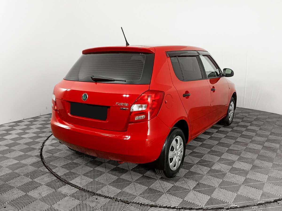 Skoda Fabia 2012 года с пробегом. Фото: #4