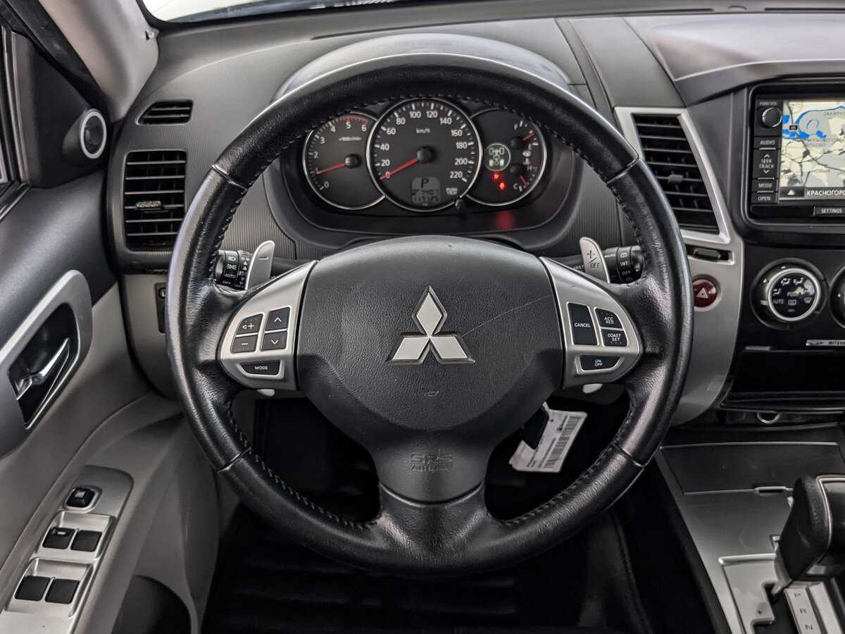 Mitsubishi Pajero Sport 2013 года с пробегом. Фото: #21