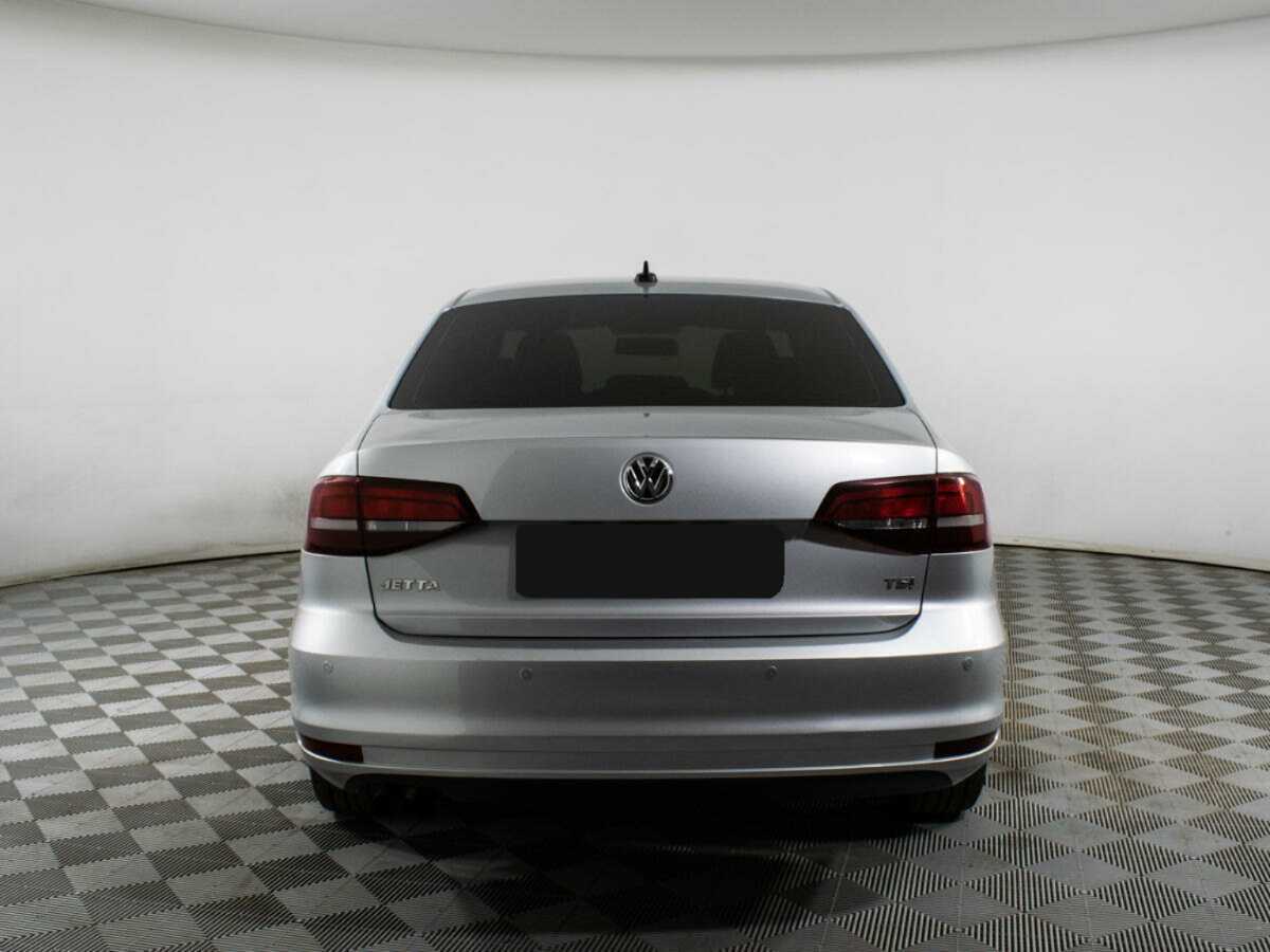 Volkswagen Jetta 2018 года с пробегом. Фото: #5