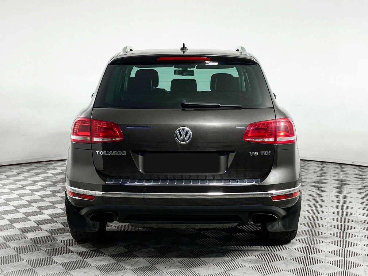 Volkswagen Touareg 2015 года с пробегом. Фото: #4