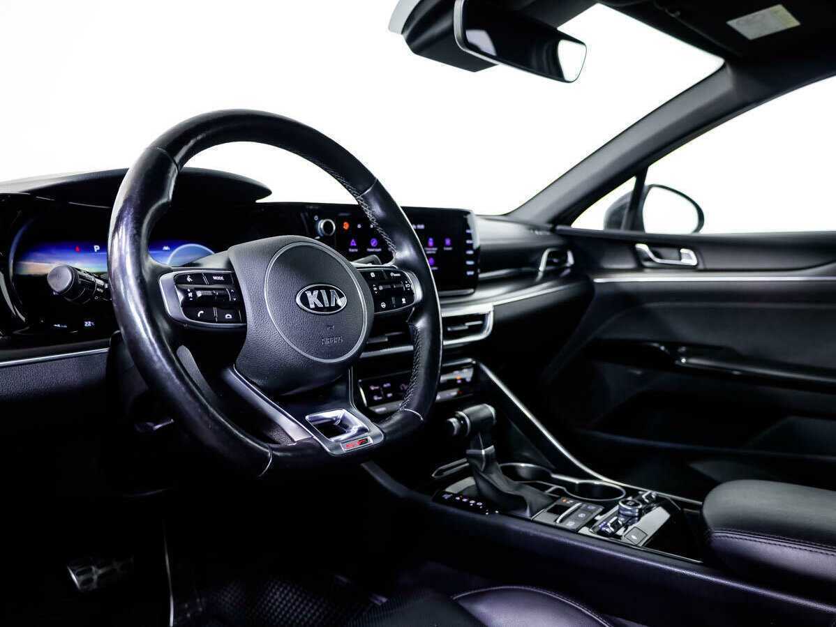Kia K5 2020 года с пробегом. Фото: #9