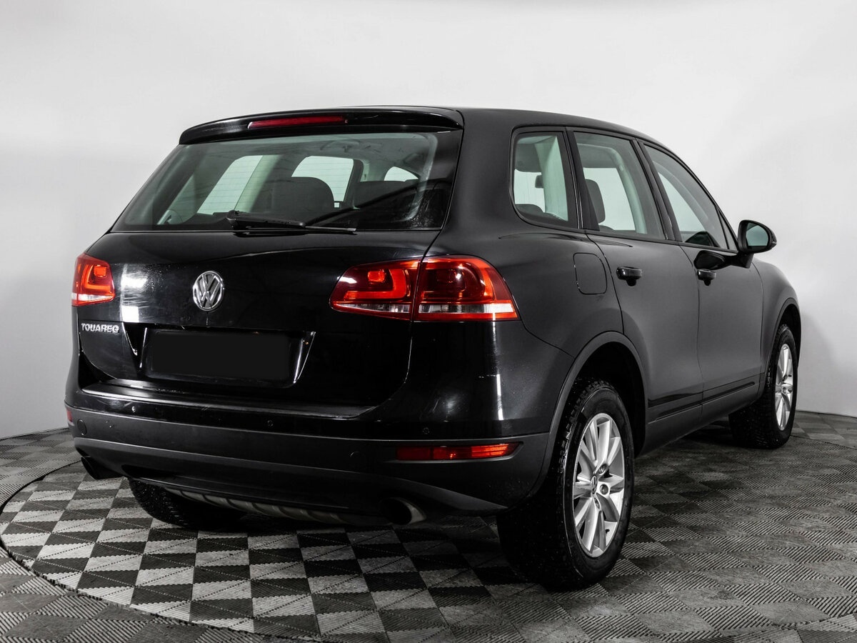 Volkswagen Touareg 2012 года с пробегом. Фото: #3