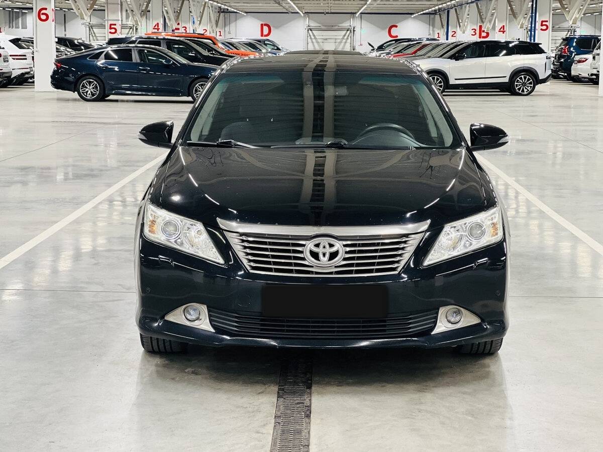 Toyota Camry 2013 года с пробегом. Фото: #1