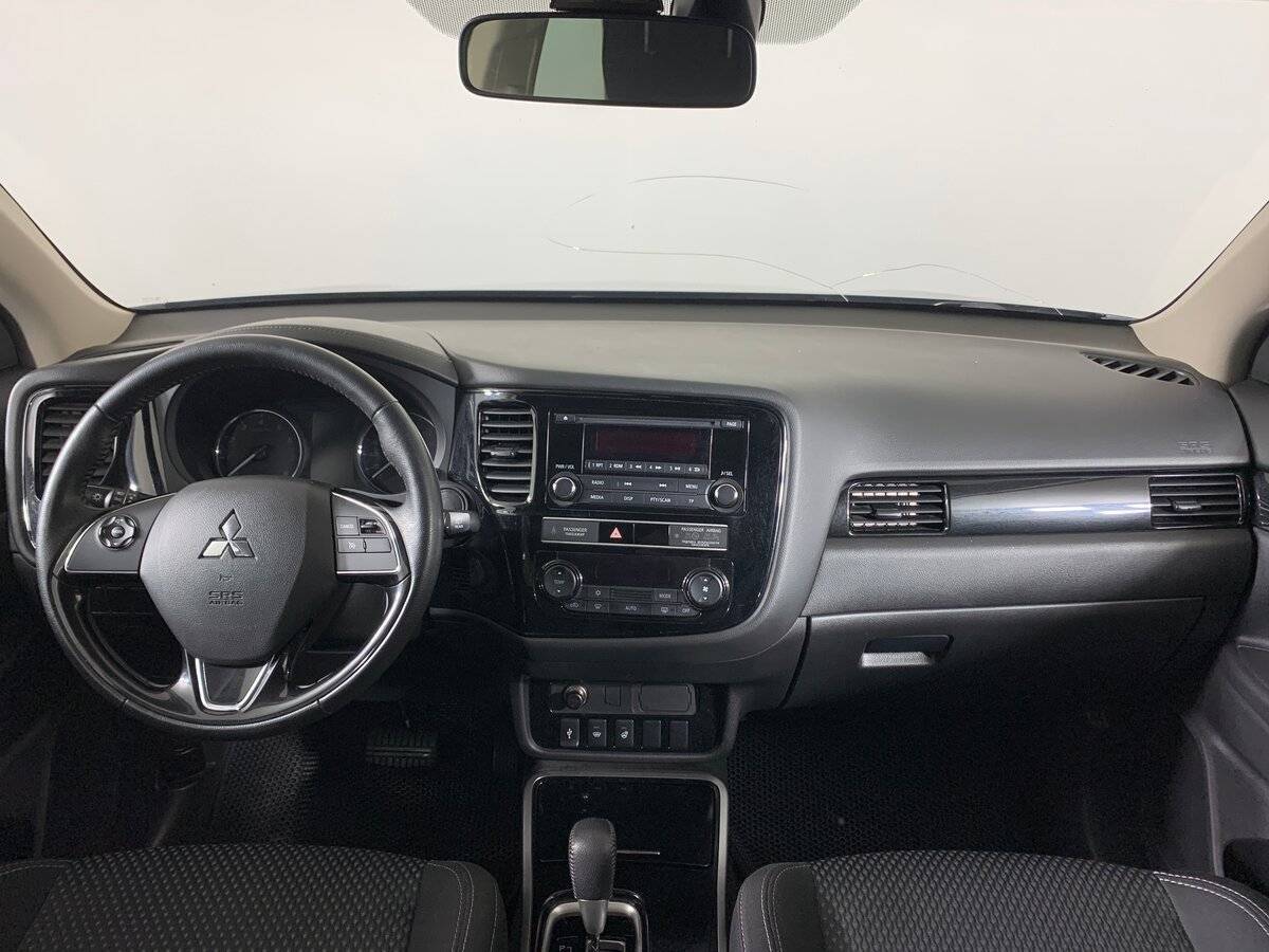 Mitsubishi Outlander 2019 года с пробегом. Фото: #11