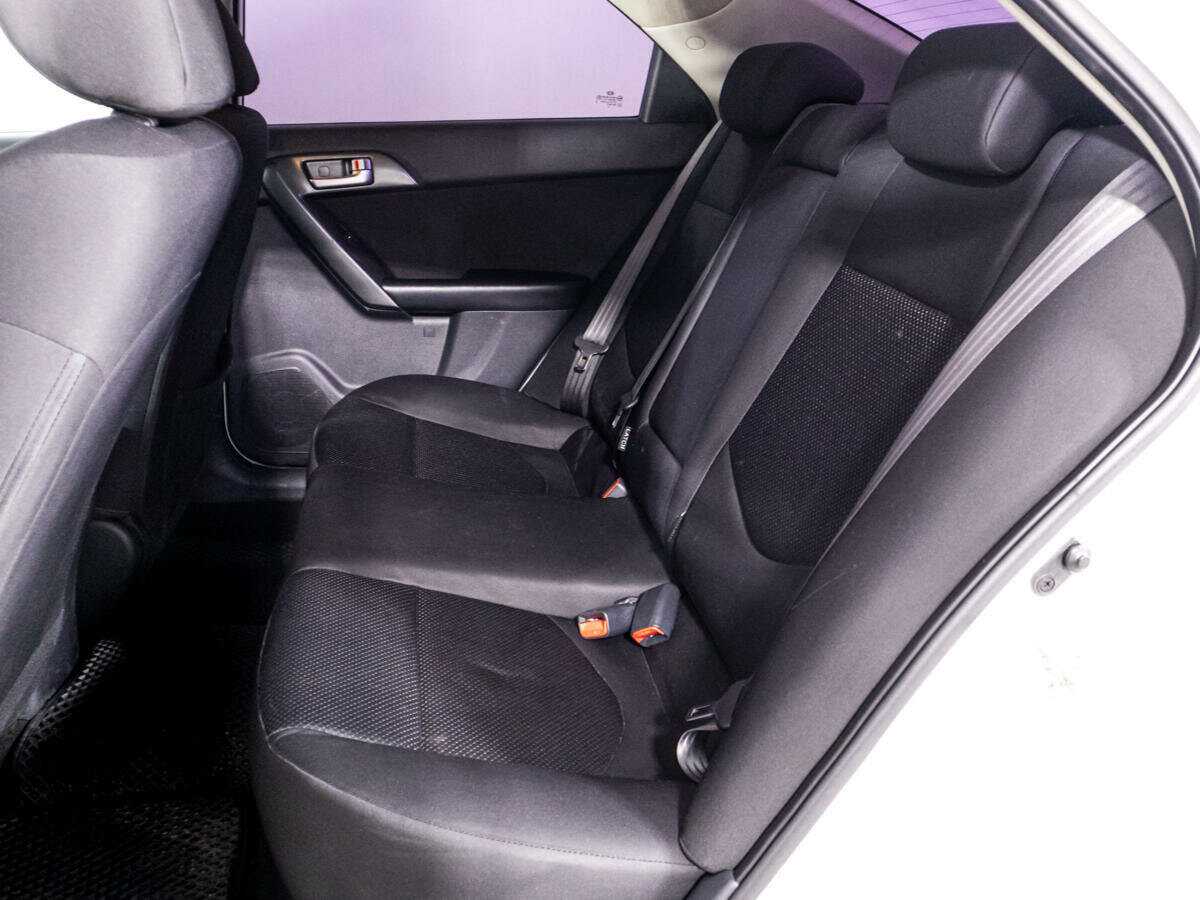 Kia Cerato 2012 года с пробегом. Фото: #9