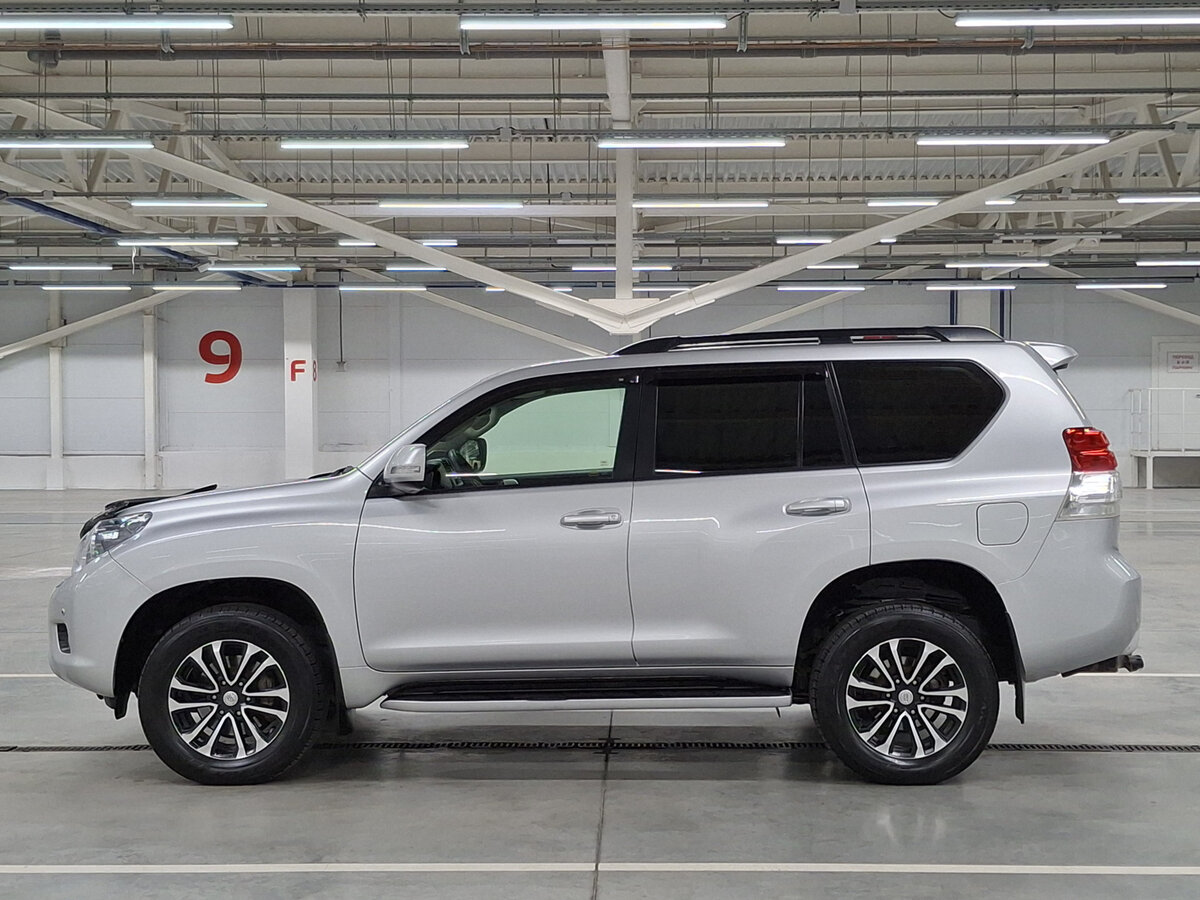 Toyota Land Cruiser Prado 2012 года с пробегом. Фото: #7