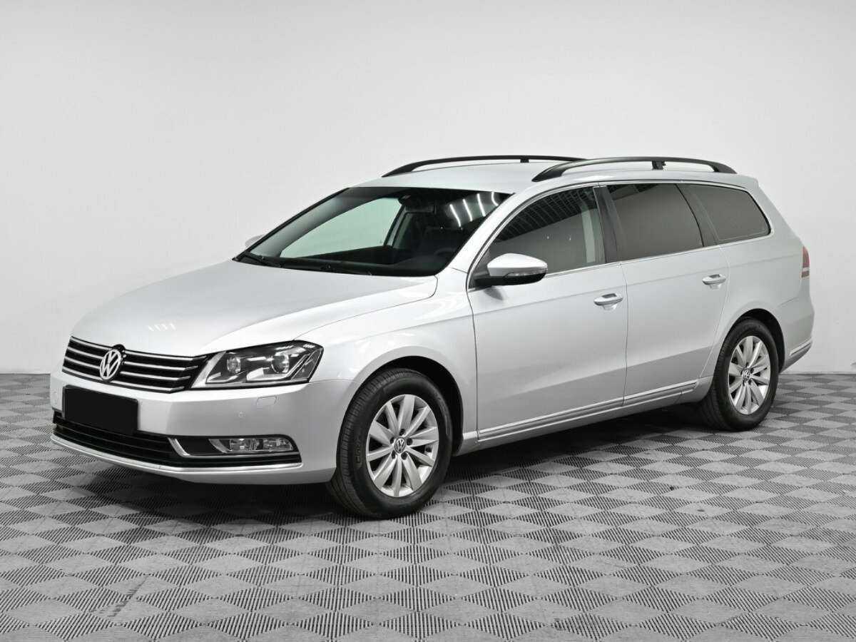 Volkswagen Passat 2014 года с пробегом. Посмотреть фото