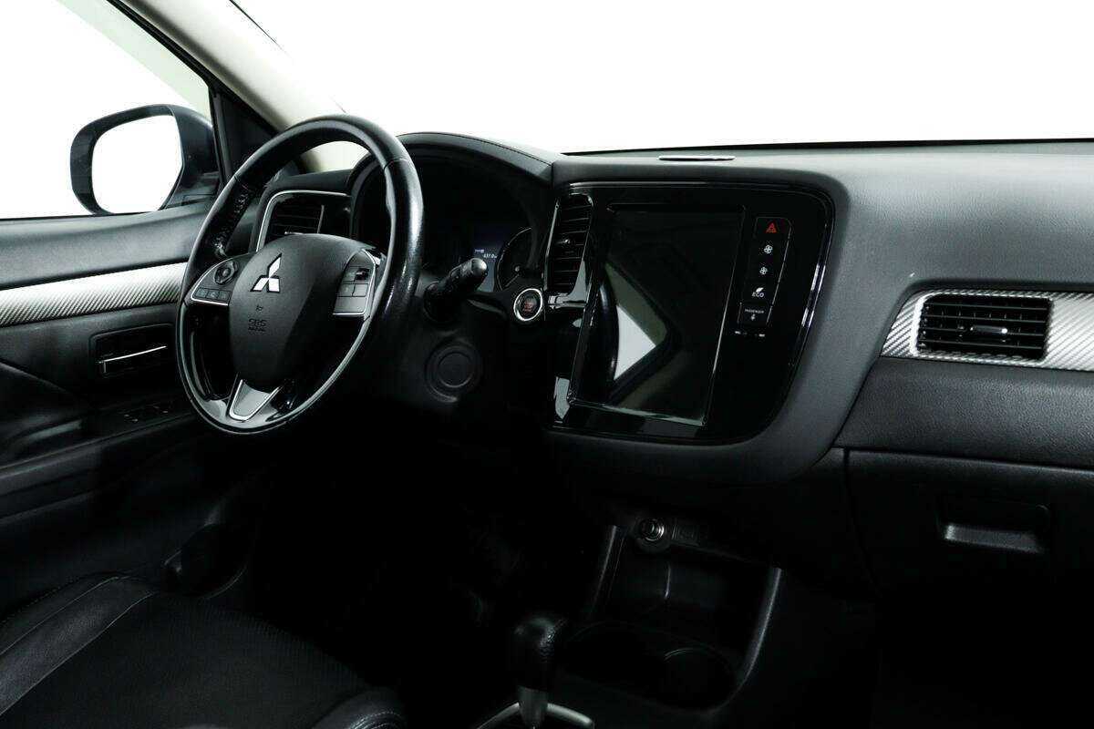 Mitsubishi Outlander 2015 года с пробегом. Фото: #8