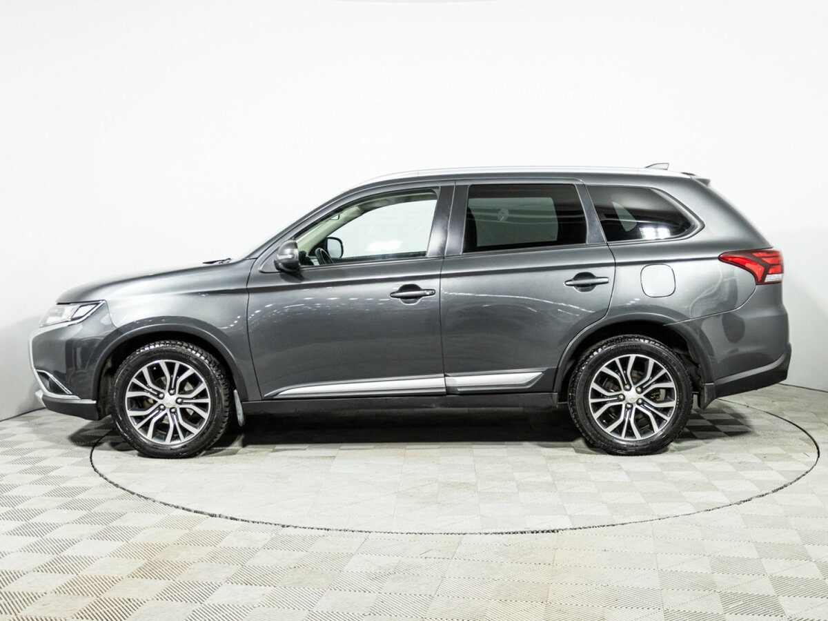 Mitsubishi Outlander 2017 года с пробегом. Фото: #7