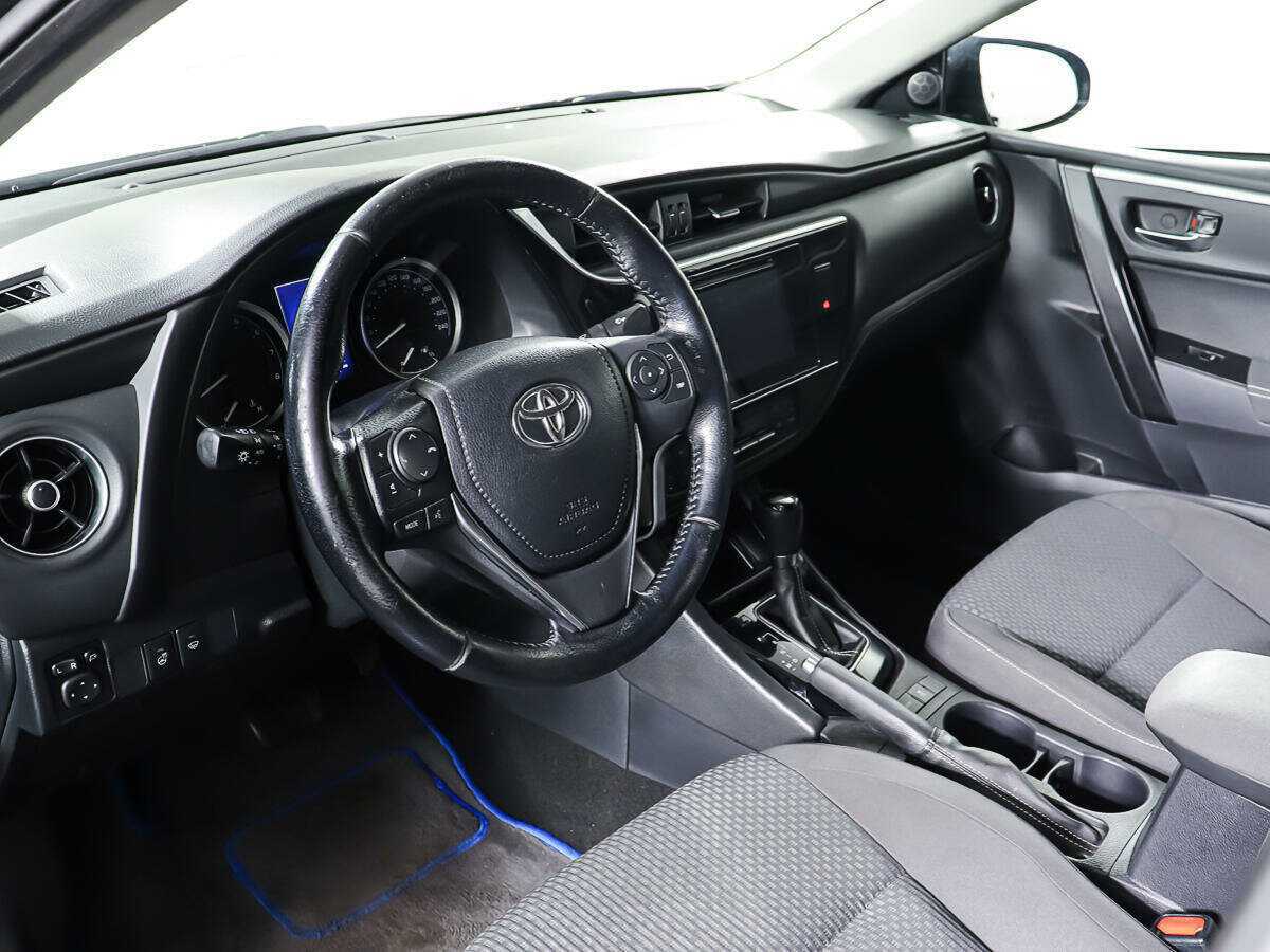Toyota Corolla 2017 года с пробегом. Фото: #10