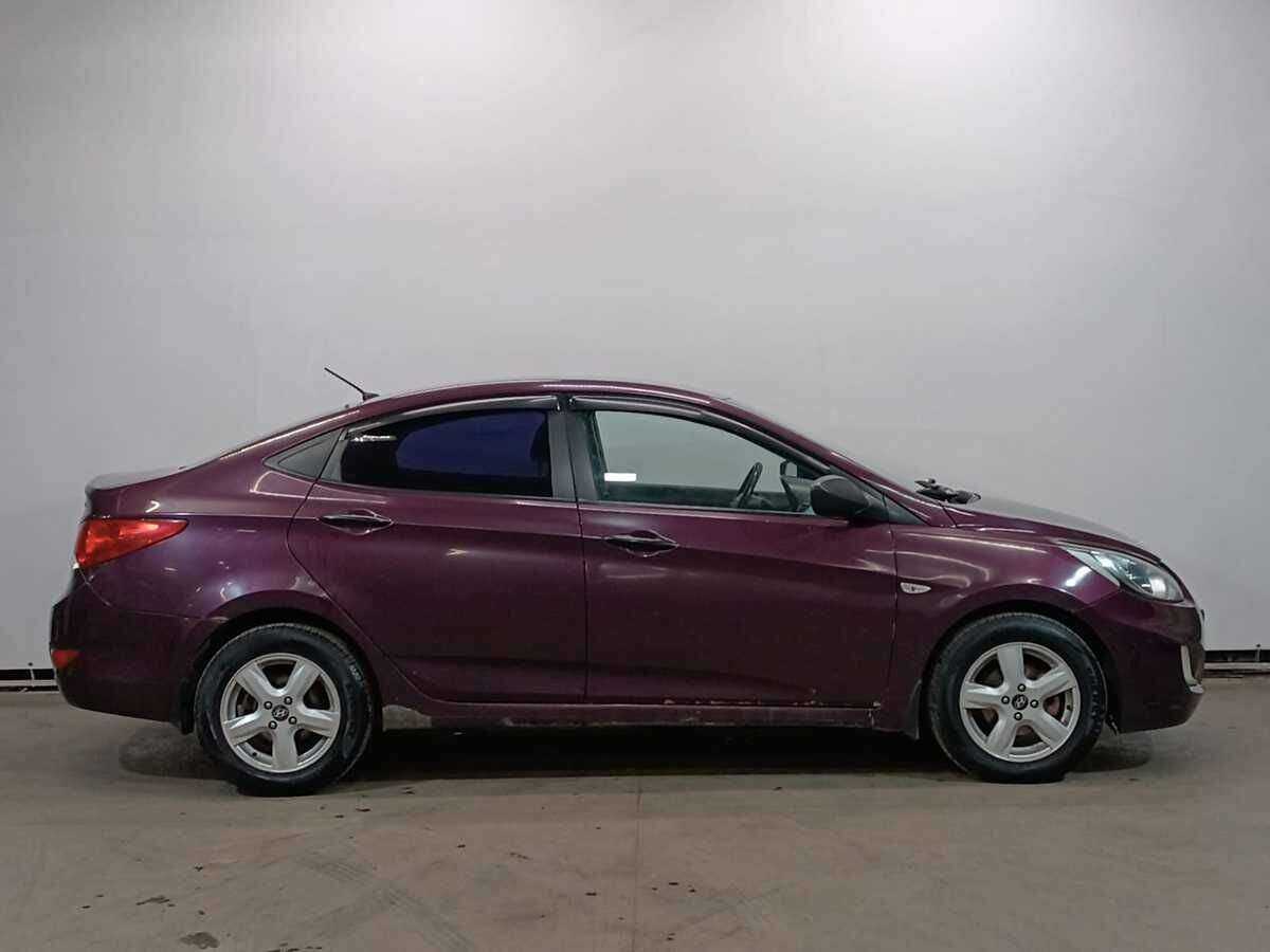 Hyundai Solaris 2012 года с пробегом. Фото: #3