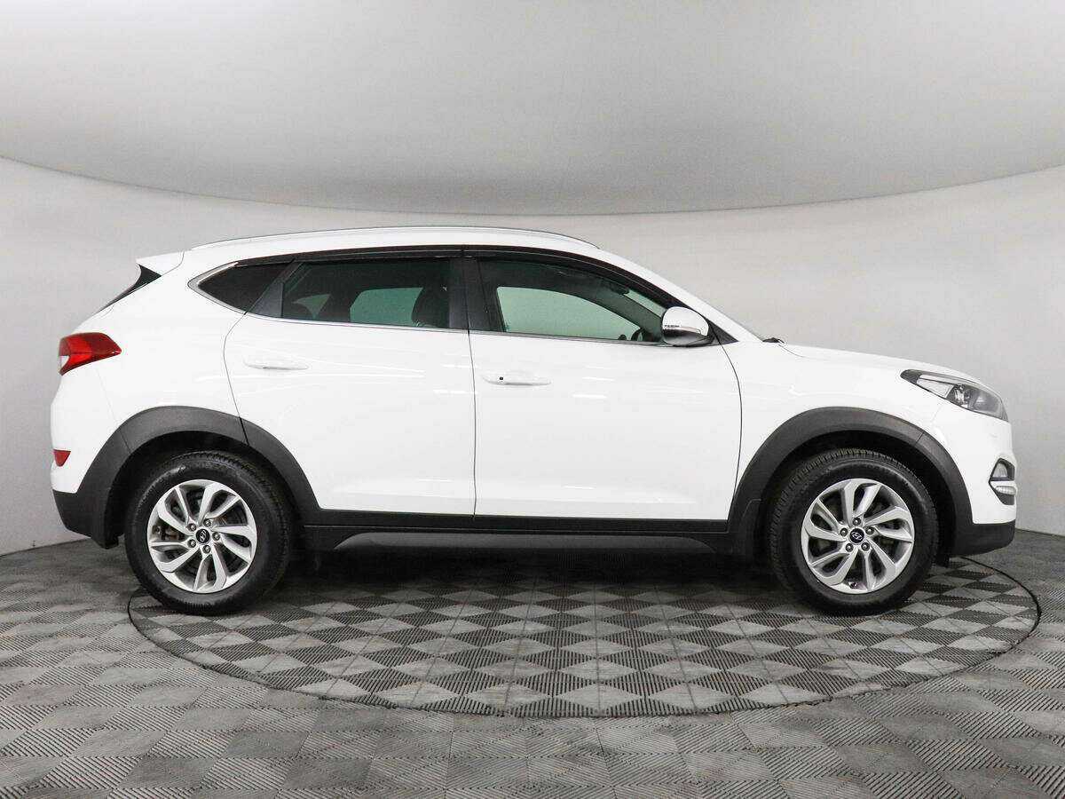 Hyundai Tucson 2018 года с пробегом. Фото: #3
