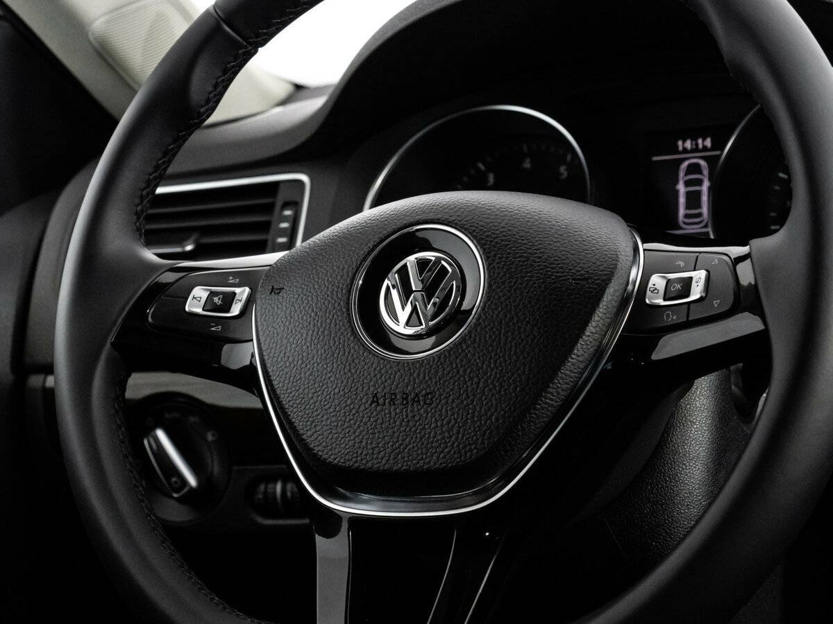 Volkswagen Jetta 2015 года с пробегом. Фото: #11