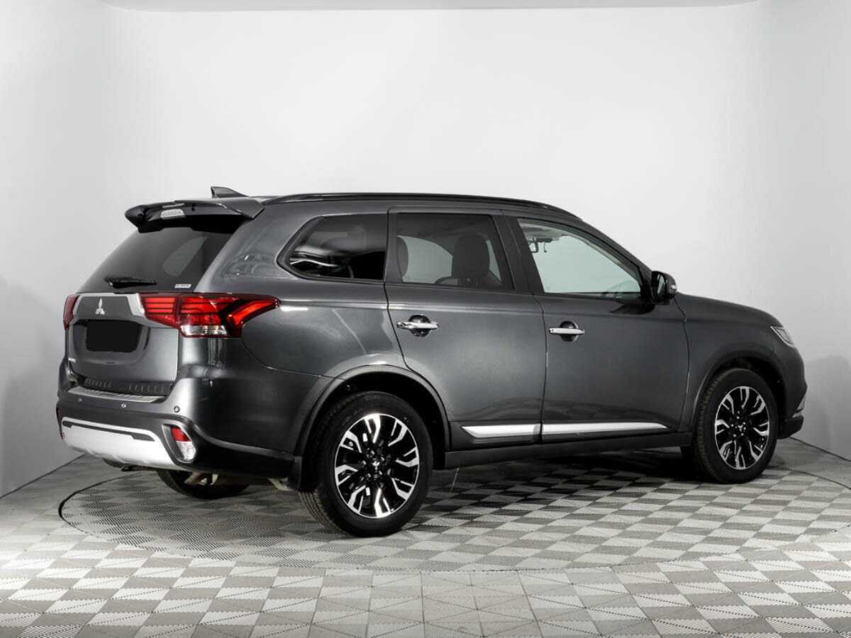 Mitsubishi Outlander 2022 года с пробегом. Фото: #4