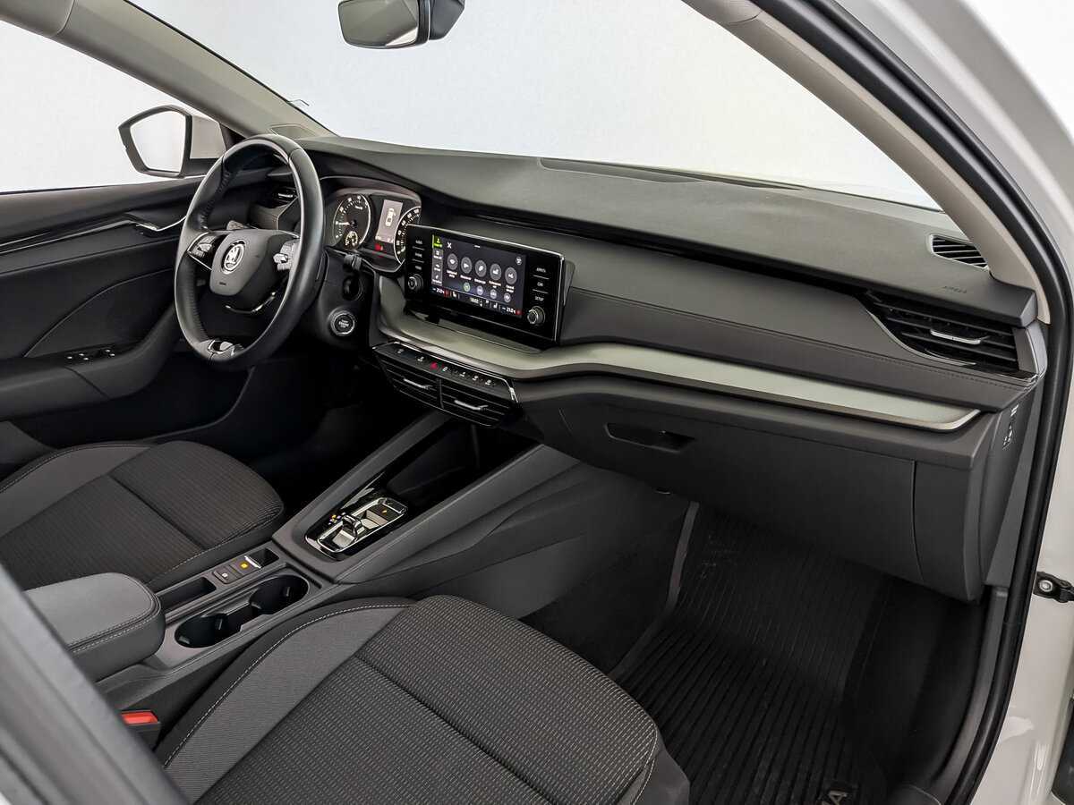 Skoda Octavia 2021 года с пробегом. Фото: #10