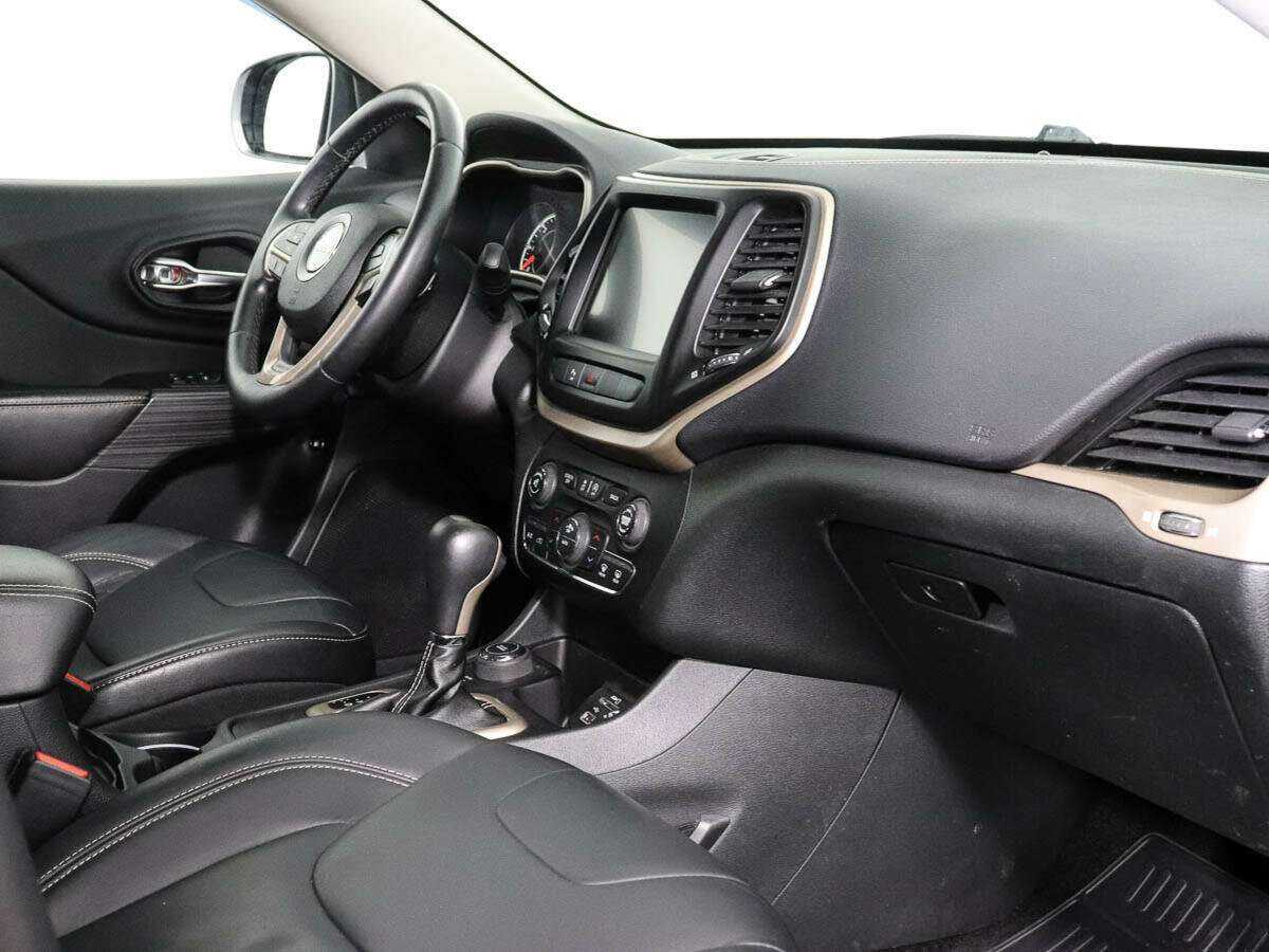 Jeep Cherokee 2014 года с пробегом. Фото: #6