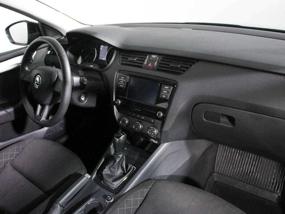 Skoda Octavia 2018 года с пробегом. Фото: #7
