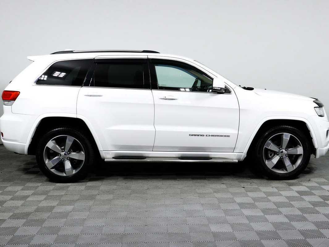 Jeep Grand Cherokee 2013 года с пробегом. Фото: #3