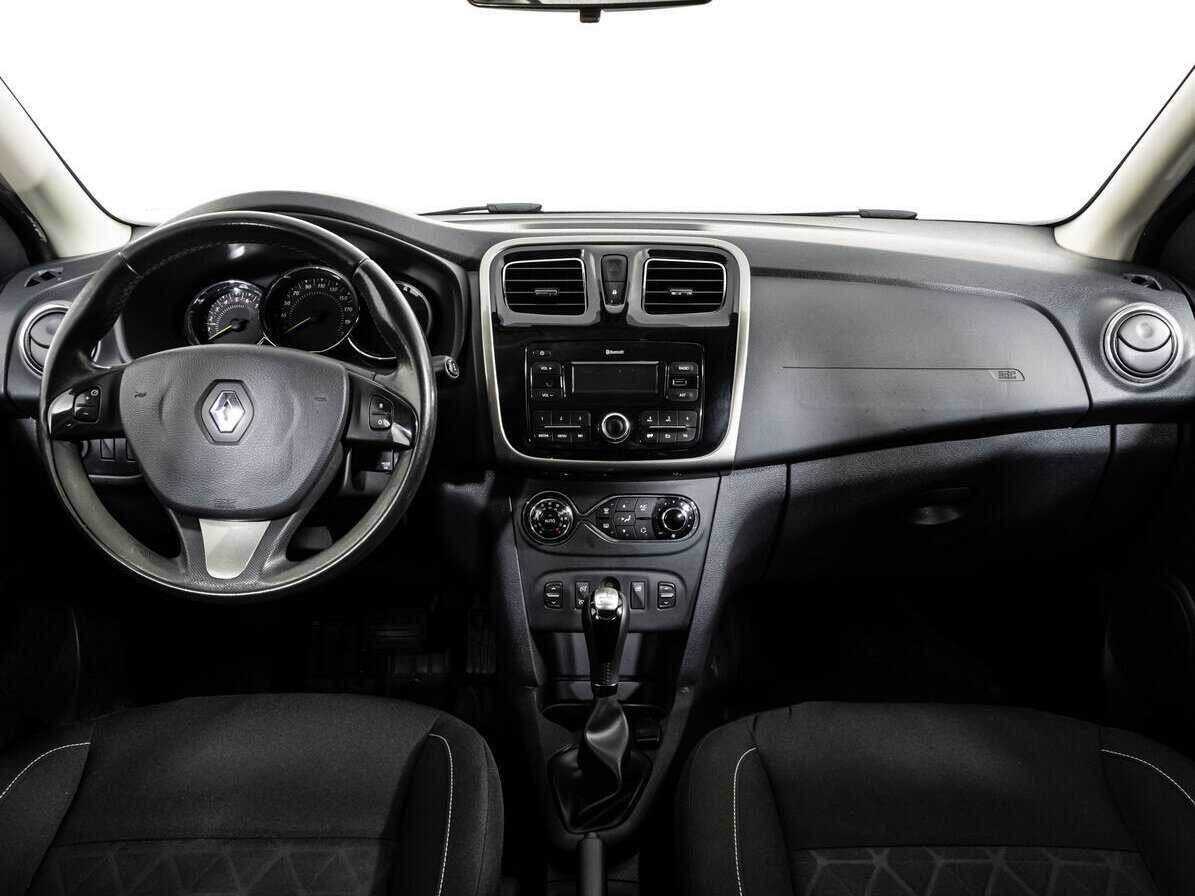 Renault Sandero 2017 года с пробегом. Фото: #9