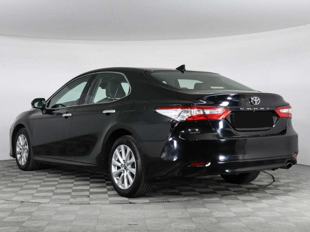 Toyota Camry 2019 года с пробегом. Фото: #6