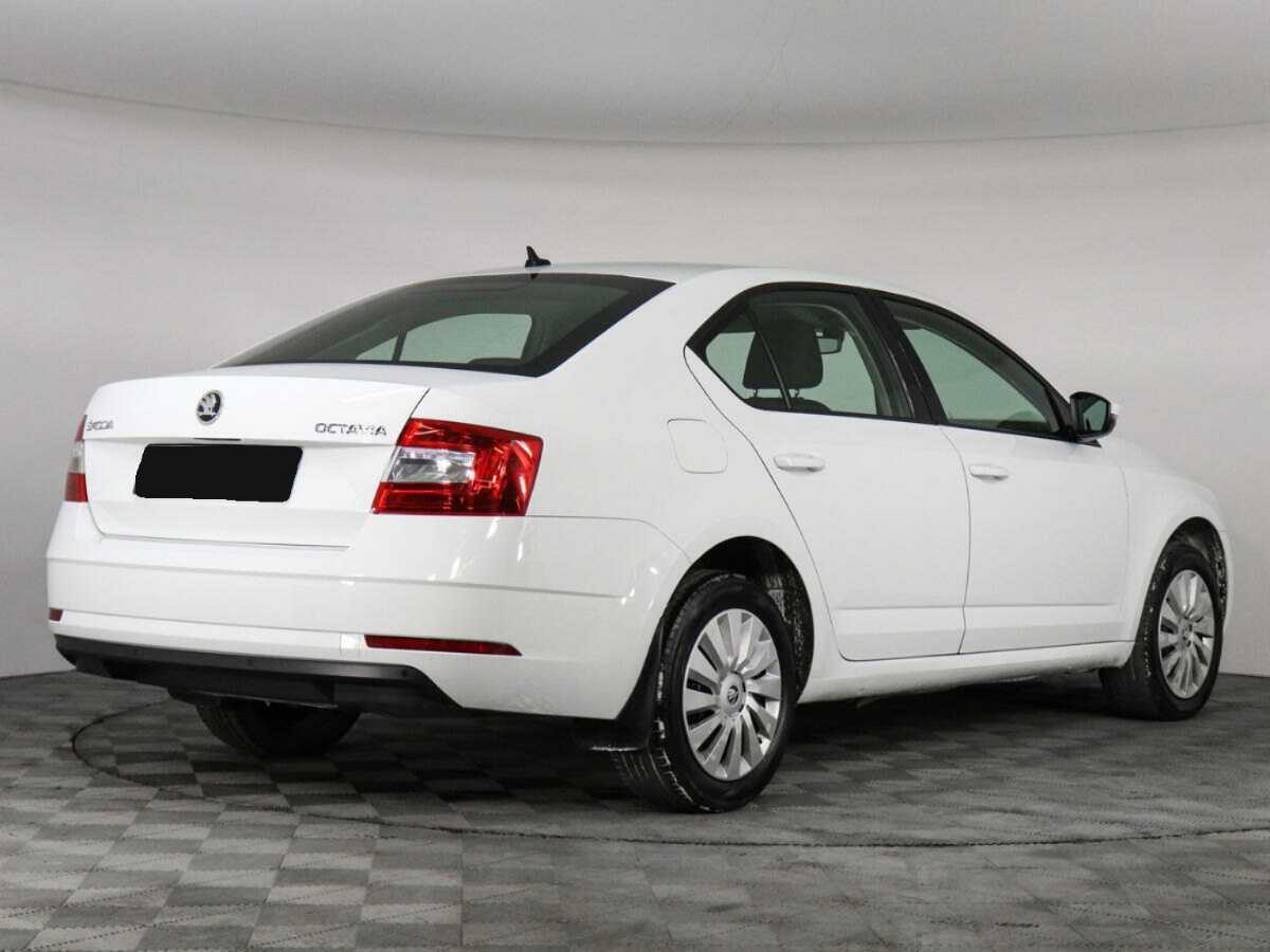 Skoda Octavia 2019 года с пробегом. Фото: #4