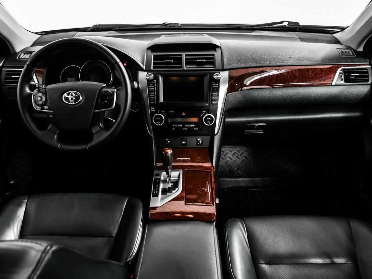 Toyota Camry 2012 года с пробегом. Фото: #10