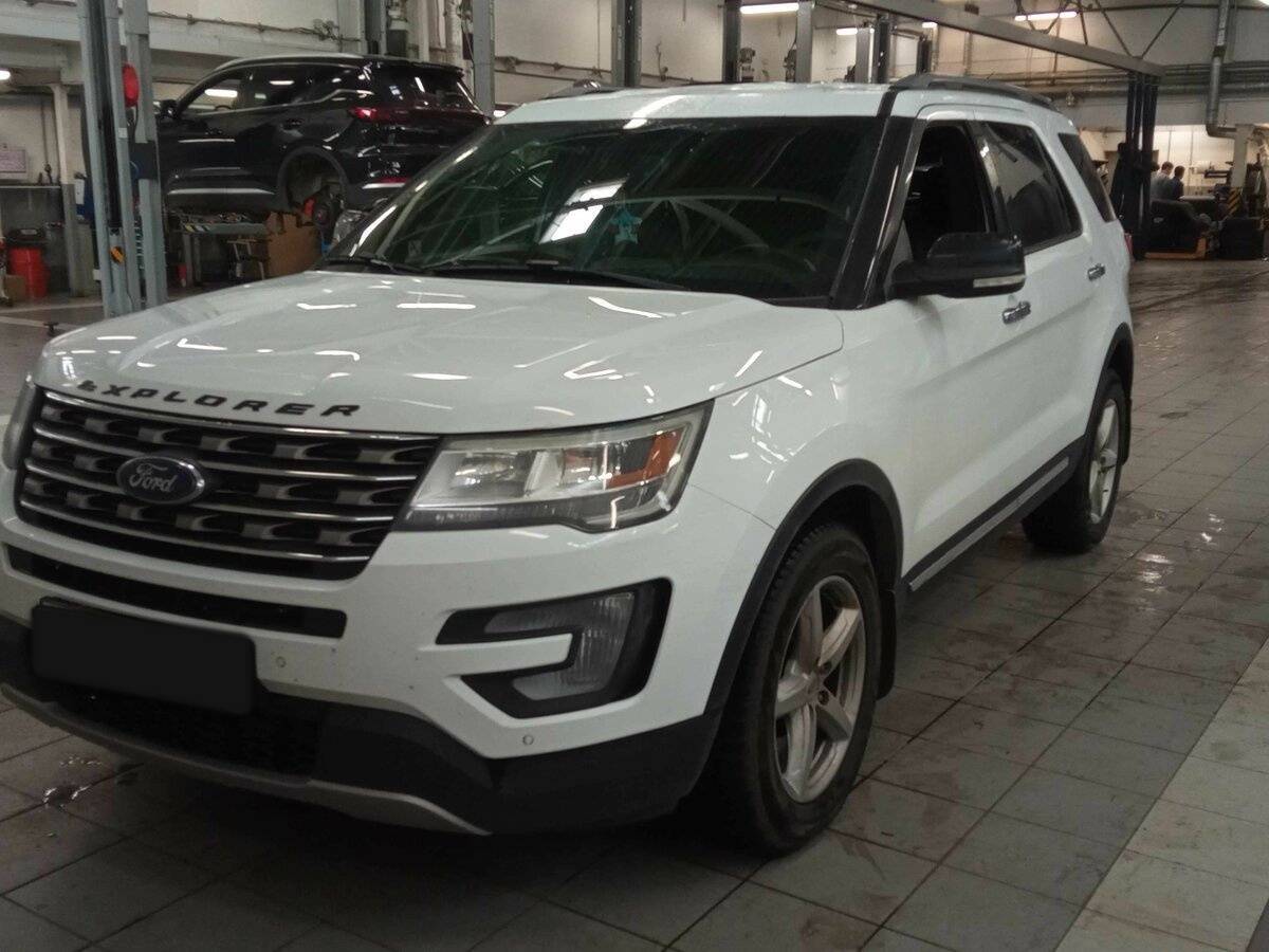 Ford Explorer 2017 года с пробегом. Фото: #0