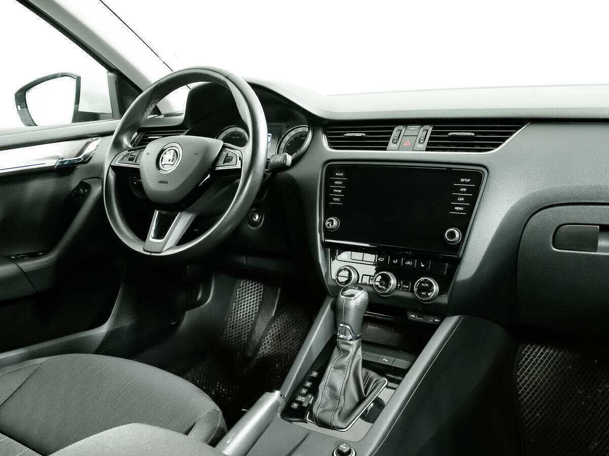 Skoda Octavia 2017 года с пробегом. Фото: #8
