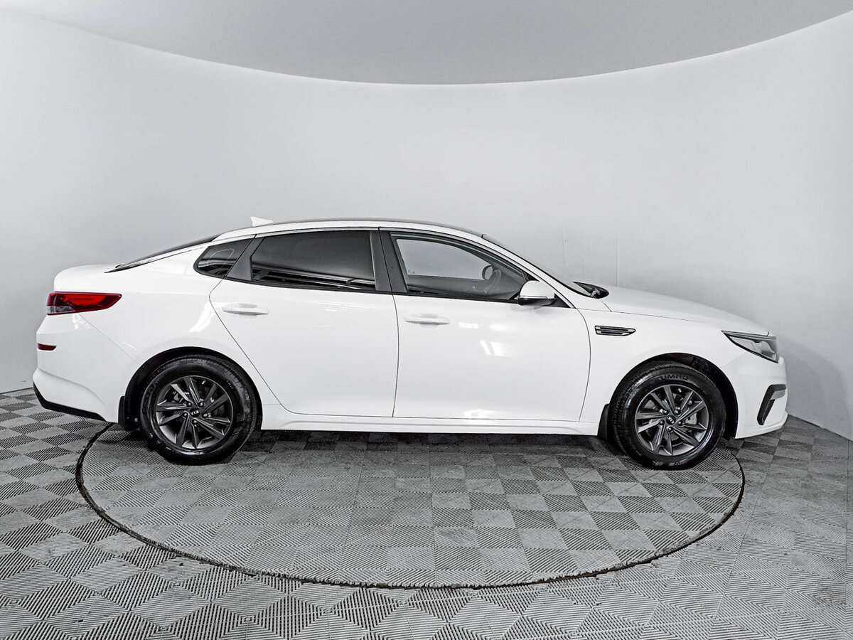 Kia Optima 2019 года с пробегом. Фото: #3