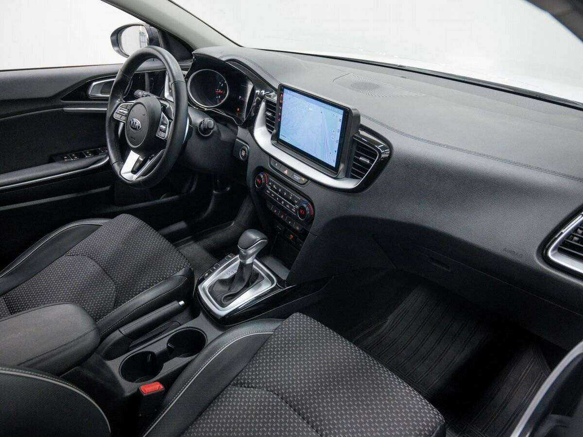 Kia XCeed 2020 года с пробегом. Фото: #7