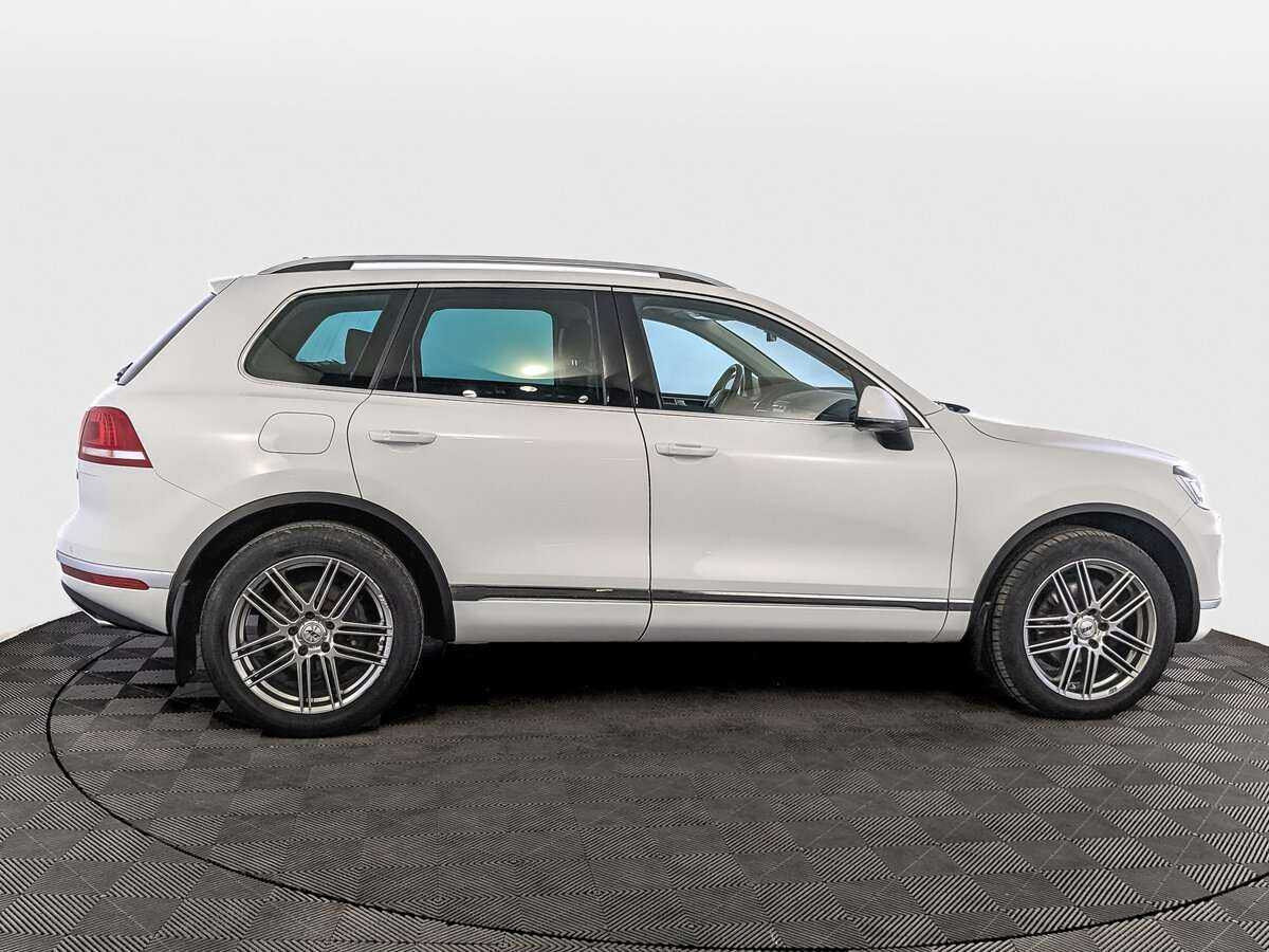 Volkswagen Touareg 2017 года с пробегом. Фото: #3