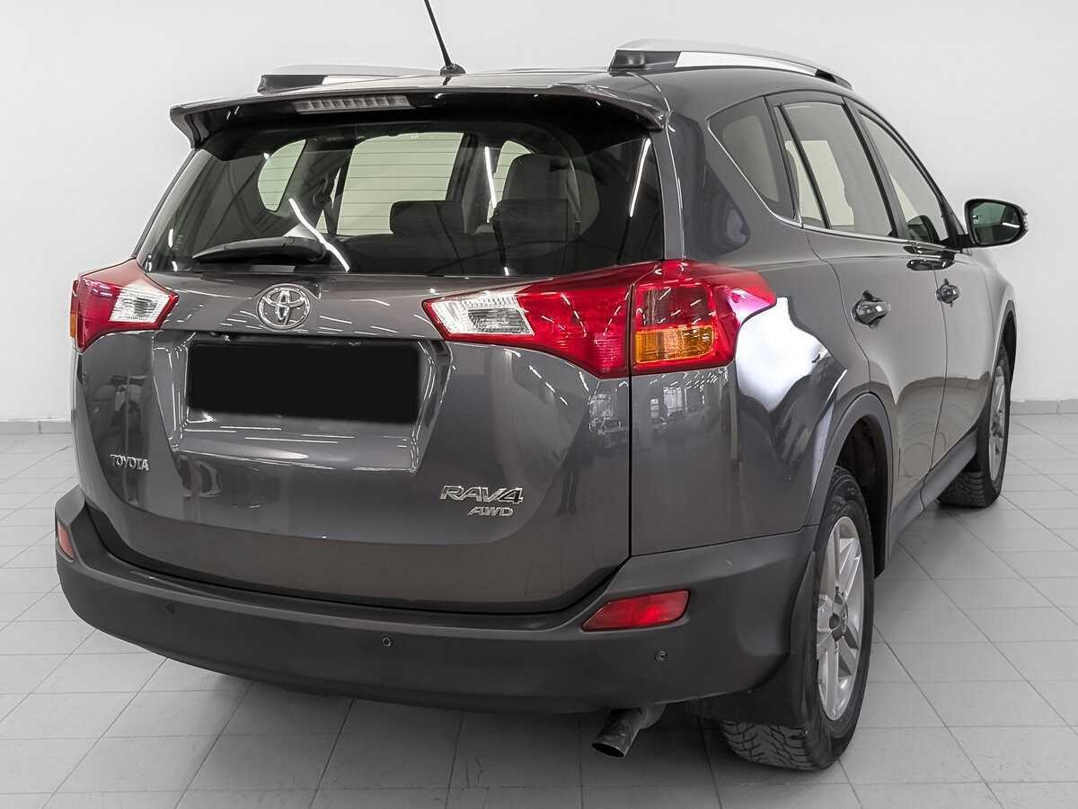 Toyota RAV4 2014 года с пробегом. Фото: #4