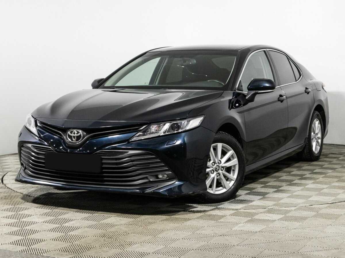 Toyota Camry 2020 года с пробегом. Посмотреть фото