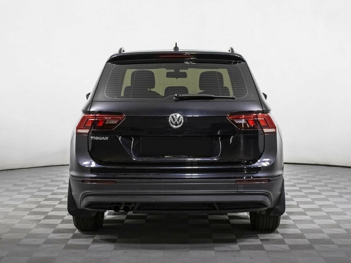 Volkswagen Tiguan 2018 года с пробегом. Фото: #3