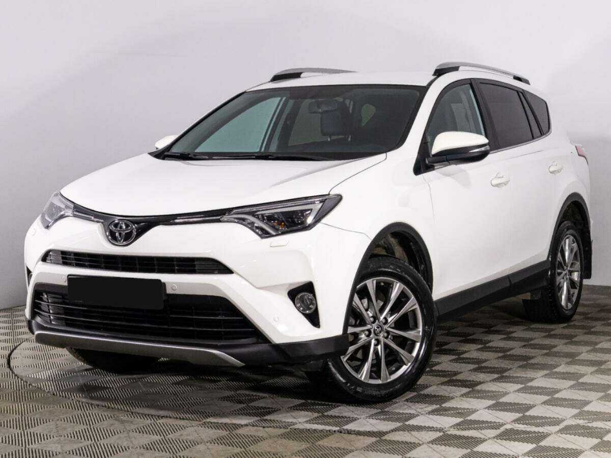 Toyota RAV4 2018 года с пробегом. Фото: #0